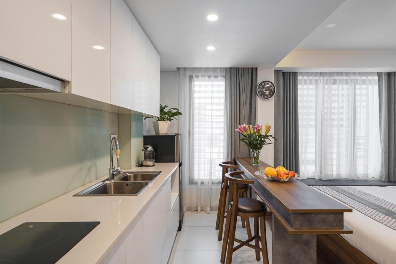 Narcissus Hotel & Apartment Hanoi Bagian luar foto