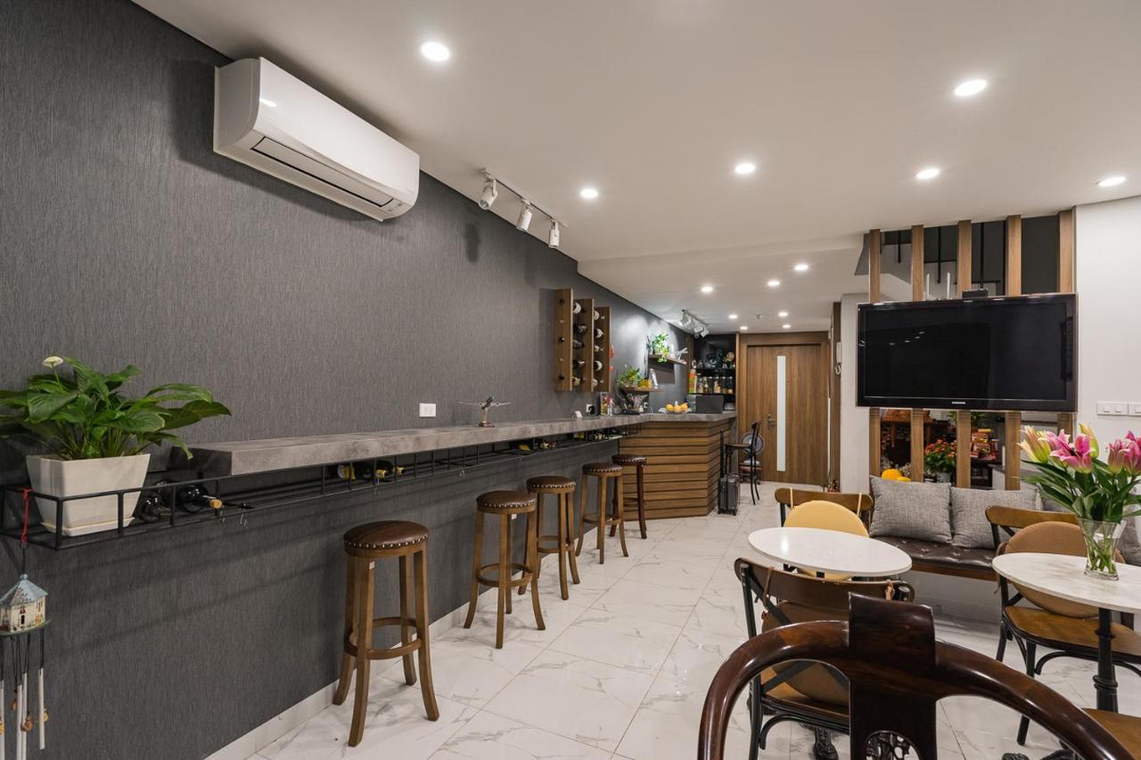 Narcissus Hotel & Apartment Hanoi Bagian luar foto